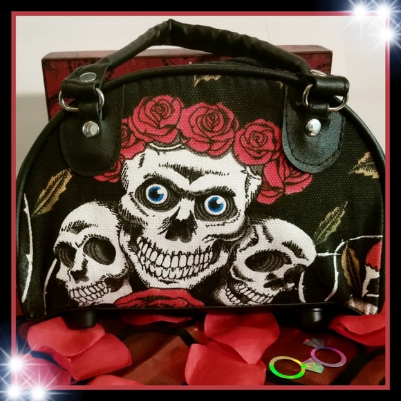 Inked Shop Handbags - Small hand bag with Skulls & Roses for the detail!